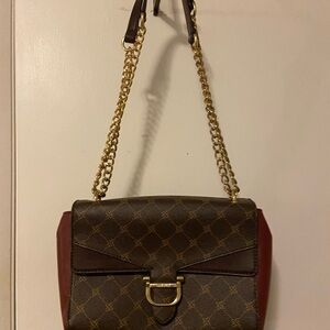 Nine West Elegant Brown and Red Shoulder Bag with Gold Accents